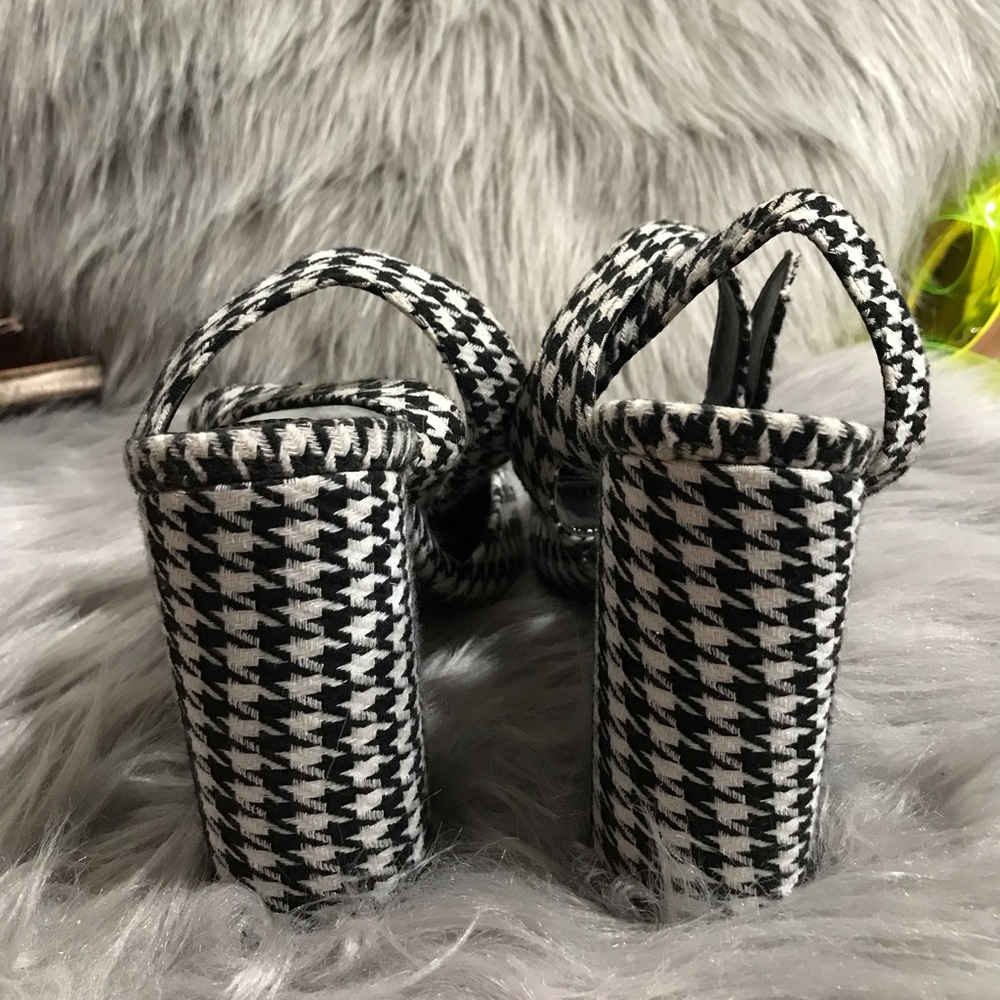 Checkered heels - Picture 4 of 4